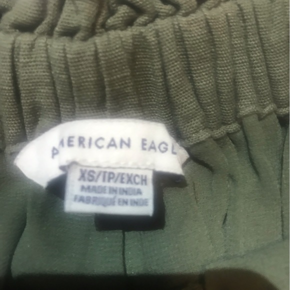 2 for $20 American Eagle Green Paper Bag Shorts XS - Picture 6 of 12